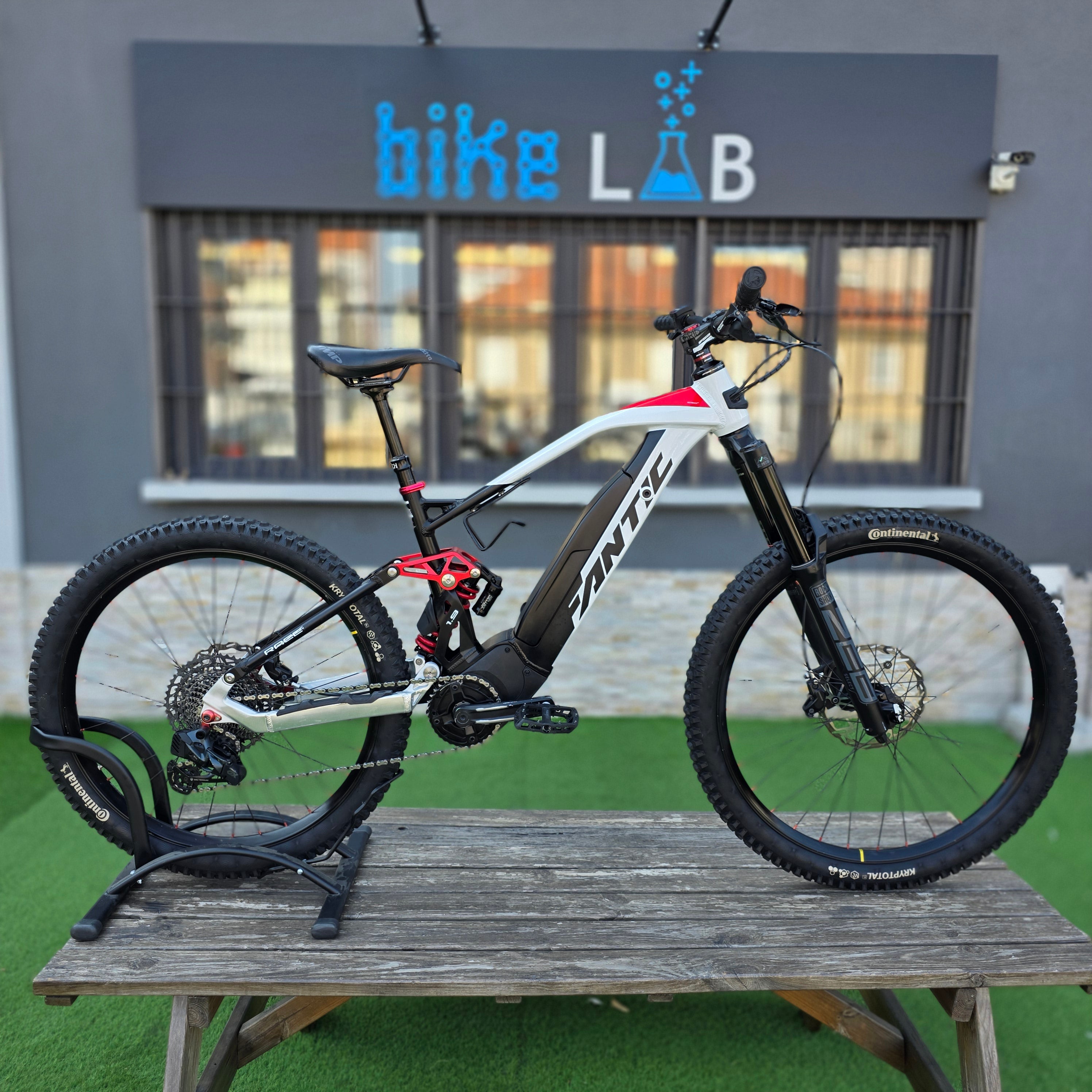 FANTIC XEF 1.9 - tg M