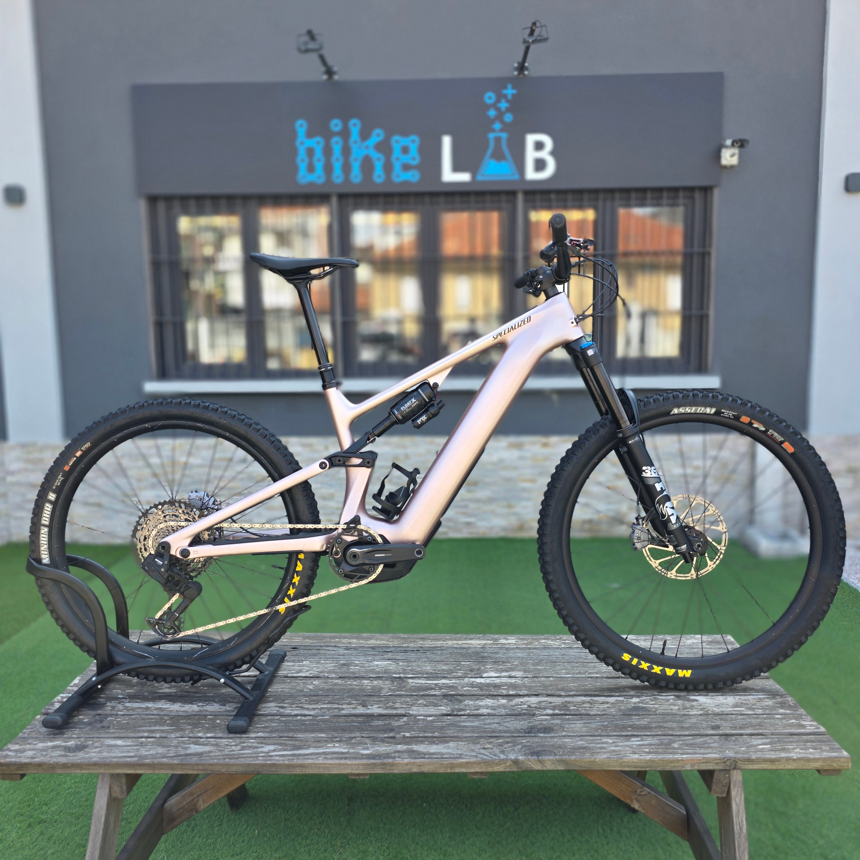 Specialized Turbo Levo Carbon Comp 4 2025 - S4 (tg. L)