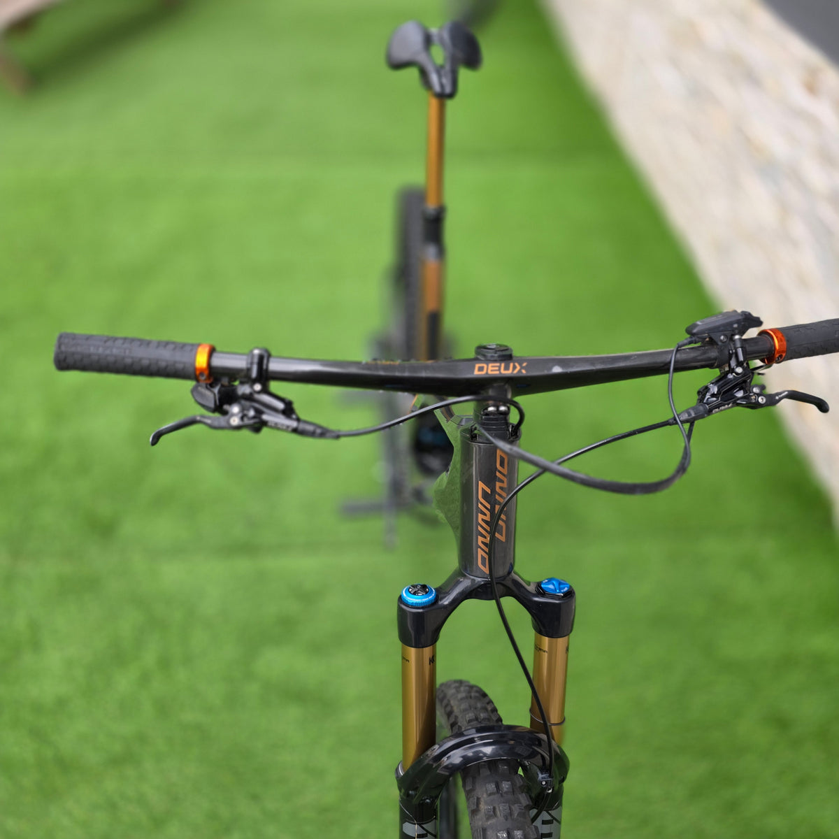 Unno Mith Carbon – Tg. XL (Conto Vendita)