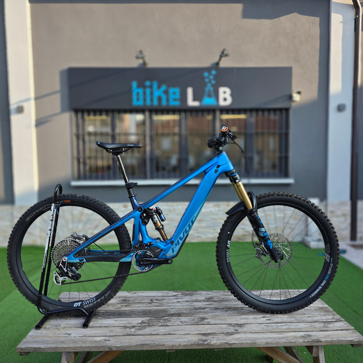 Pivot Shuttle LT 2024 – tg. M