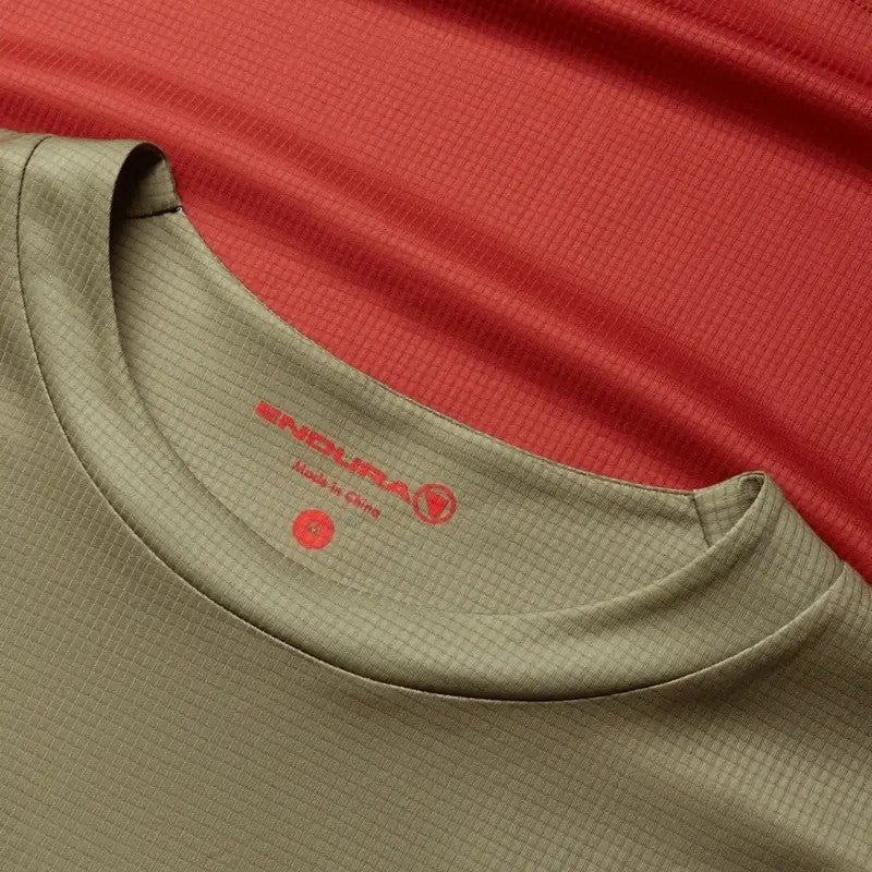 ENDURA Maglia a Maniche Corte UOMO Singletrack Core Tee II Verde/Rosso