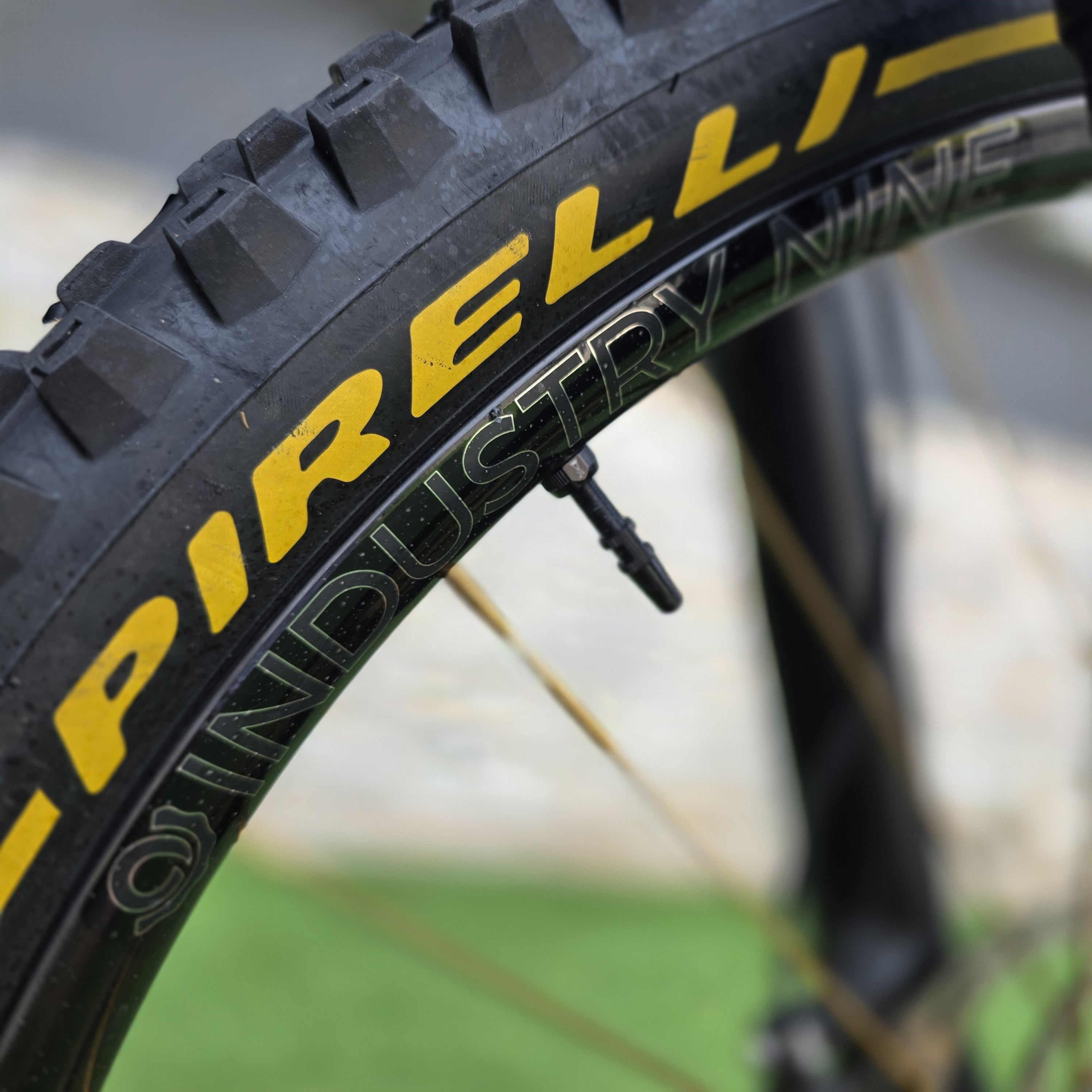 MONDRAKER Crafty XR 2025 – Carbon DREAM BUILD Hydra 2 – tg M/L