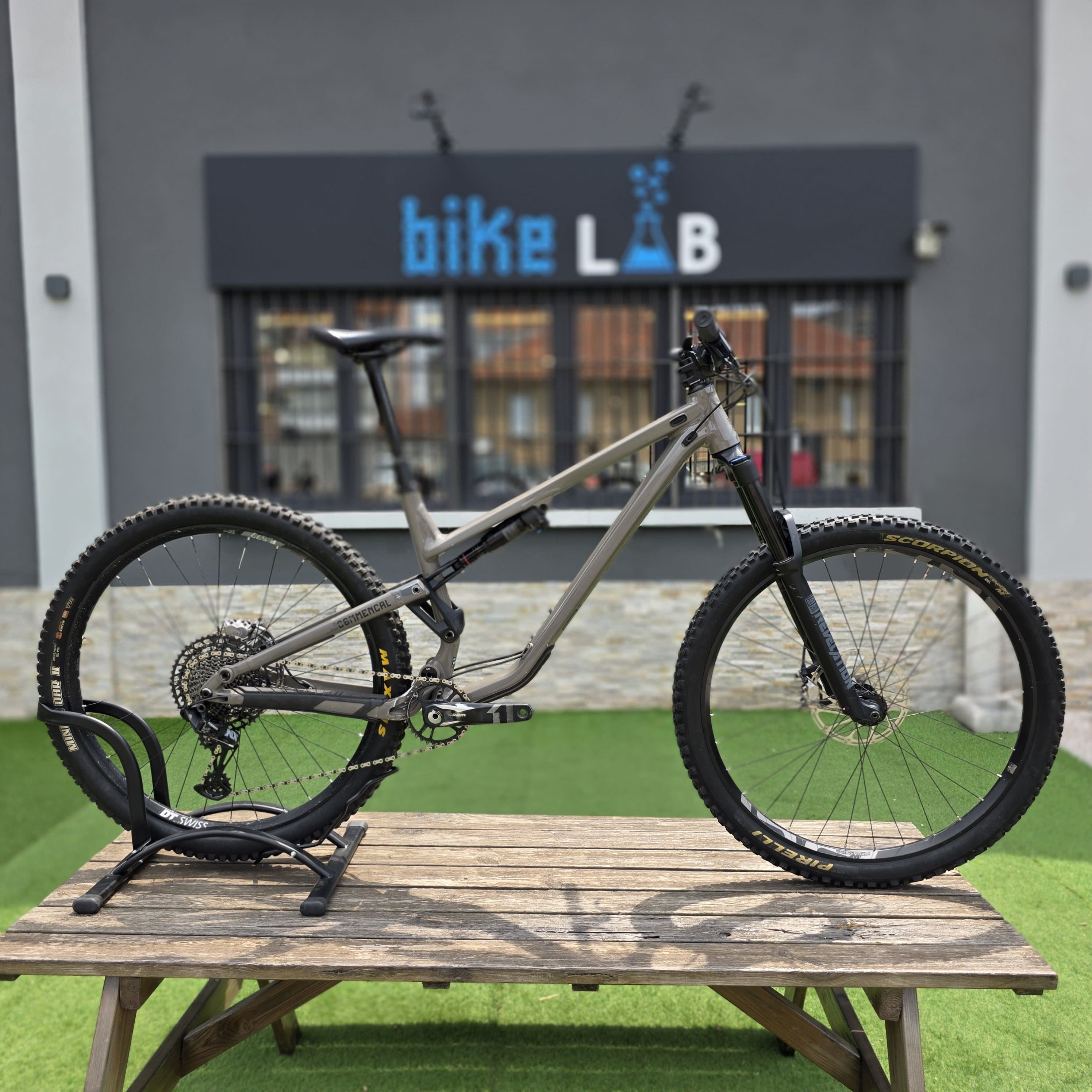 COMMENCAL Meta TR - tg Lmountain bike da a
